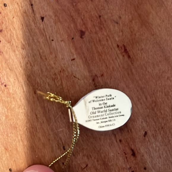 Ashton Drake old world Santa Thomas Kinkade winter path of welcome ornament - Picture 8 of 8